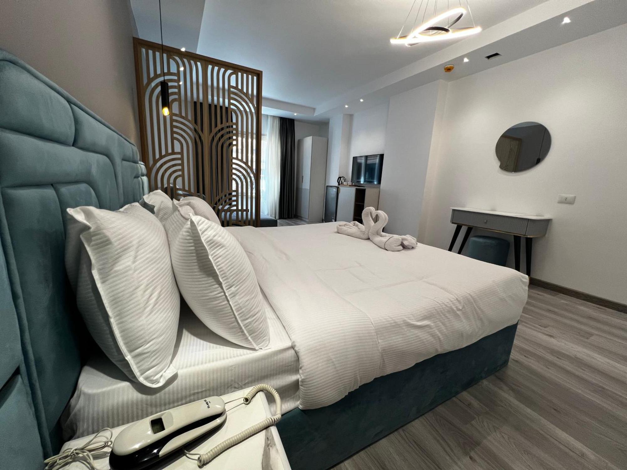 Onyx Pyramids Boutique Hotel Al Kawm al Akhdar Екстериор снимка