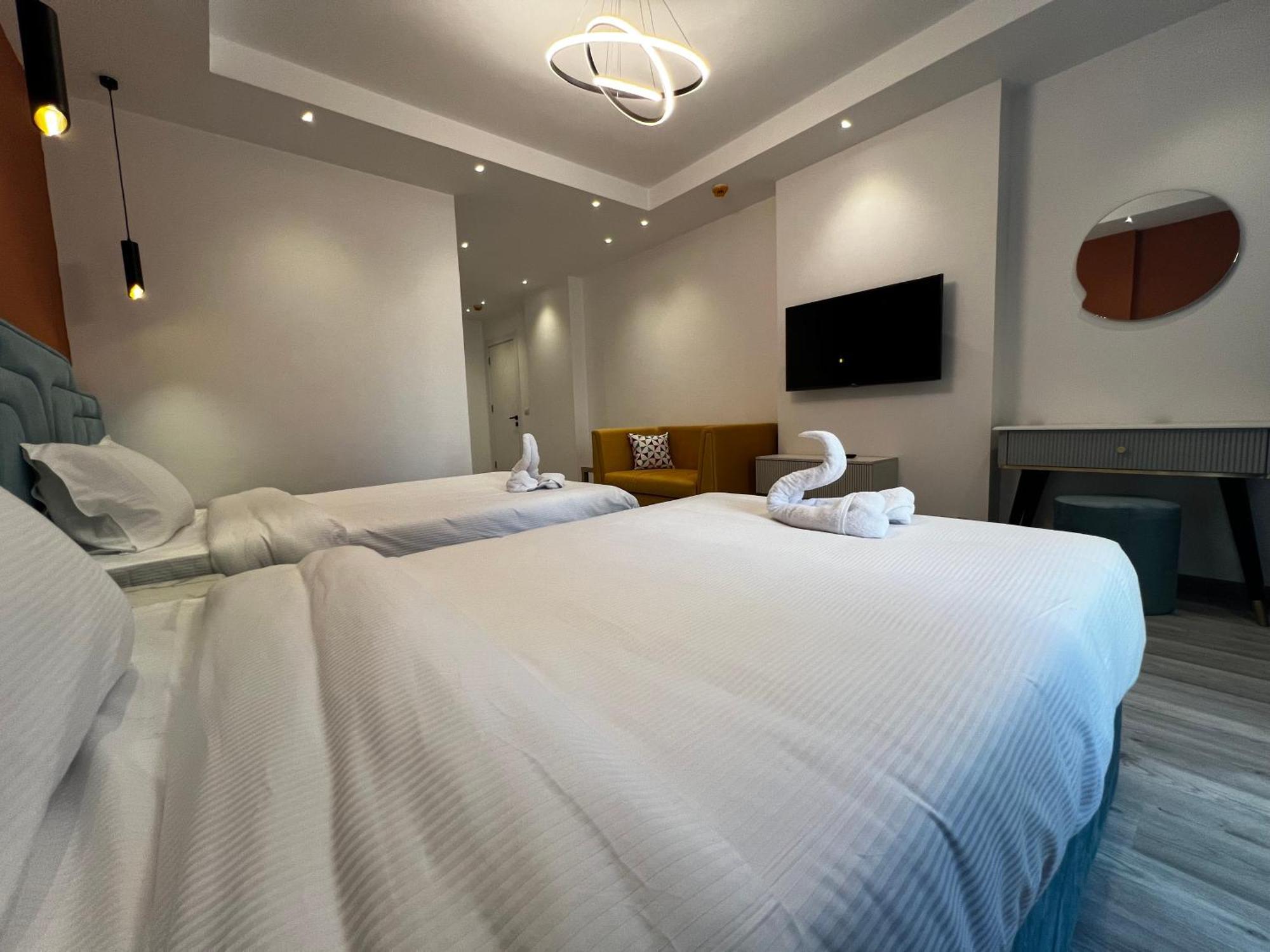 Onyx Pyramids Boutique Hotel Al Kawm al Akhdar Екстериор снимка