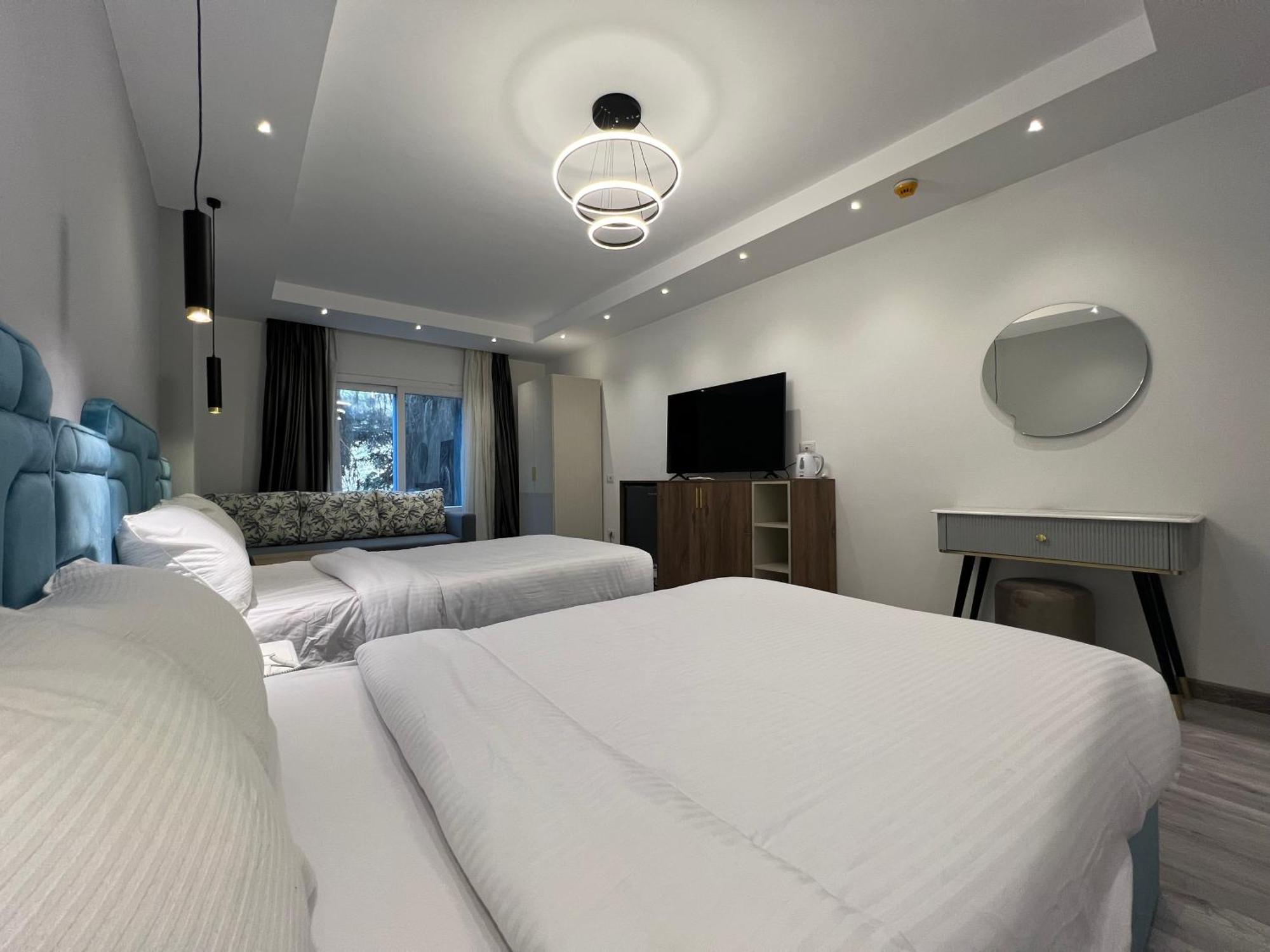 Onyx Pyramids Boutique Hotel Al Kawm al Akhdar Екстериор снимка